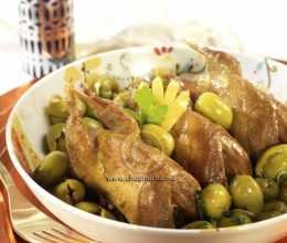 Tajine de coquelets aux olives vertes